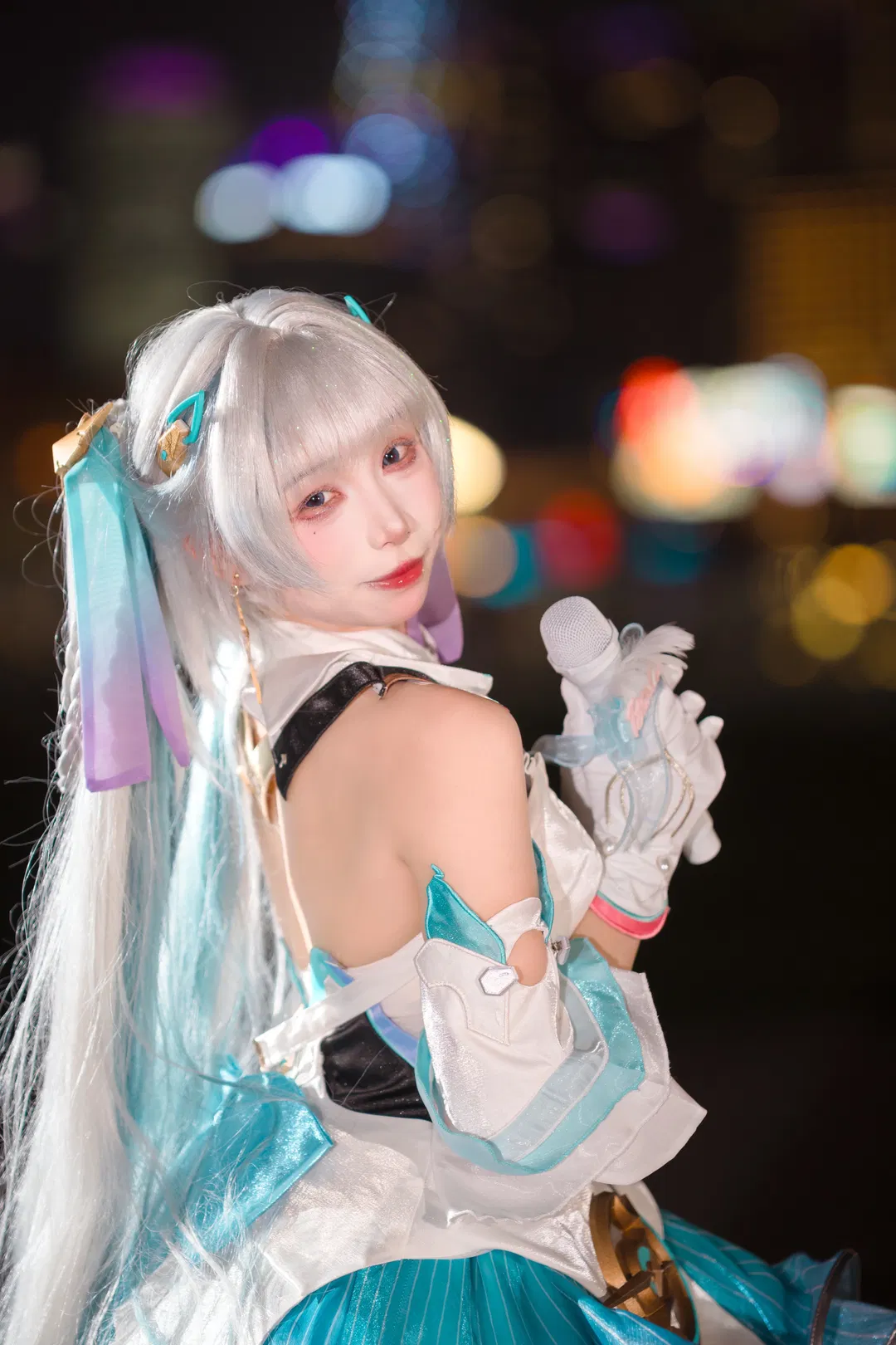【今汐cos】鸣潮小偶像夜景舞台氛围感写真 - 第 7 张