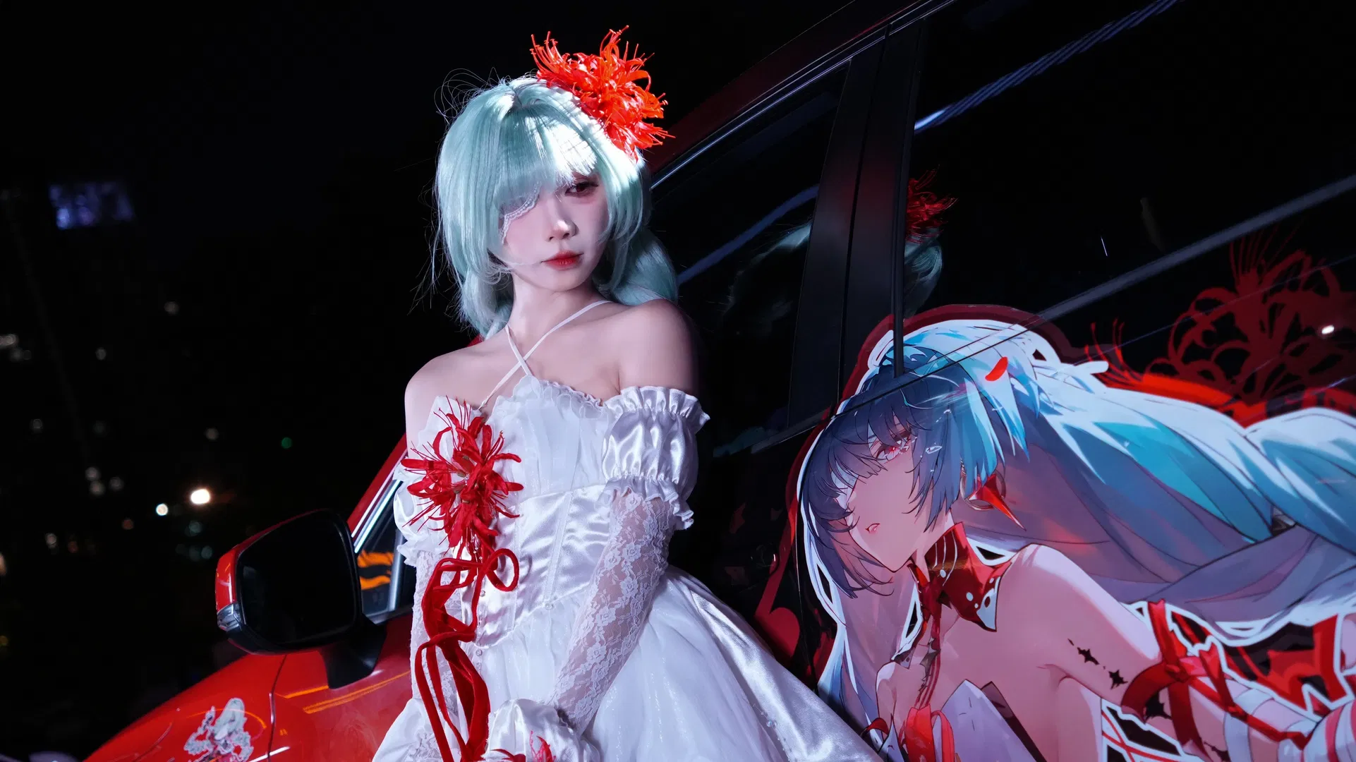 【弗洛洛cos】鸣潮痛车场照，夜色里的白色长裙 - 第 6 张