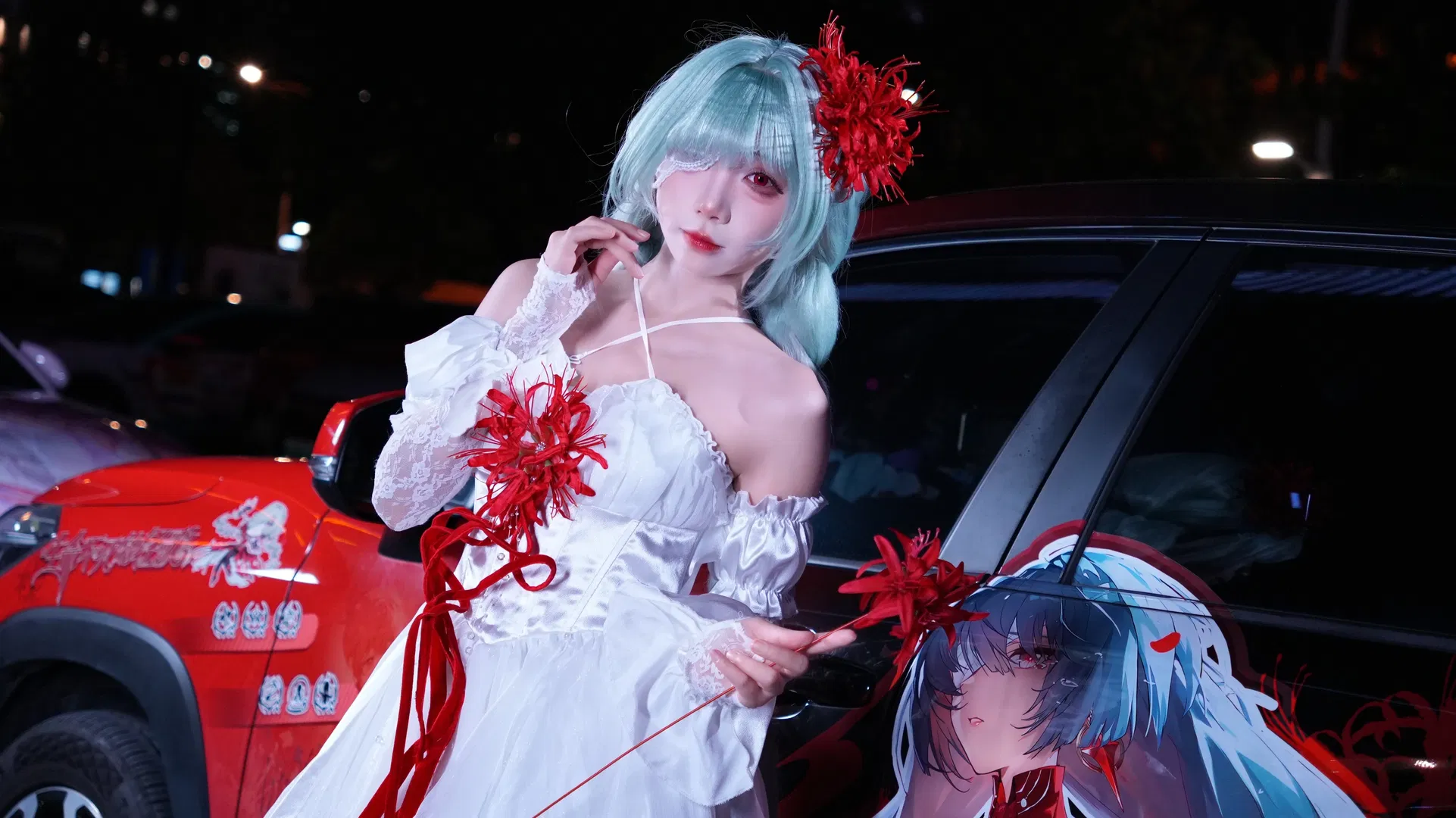 【弗洛洛cos】鸣潮痛车场照，夜色里的白色长裙 - 第 9 张