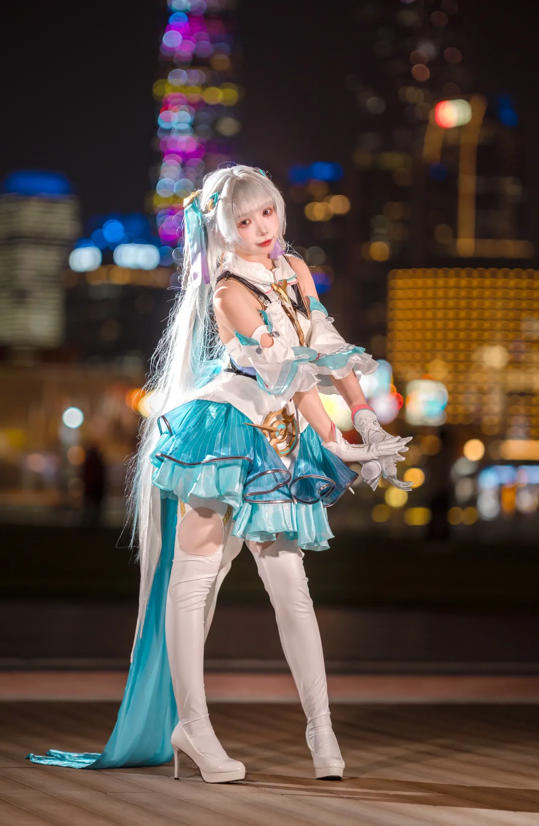 【今汐cos】夜拍藍白打歌服，演唱會氛圍感拉滿 - 第 6 張