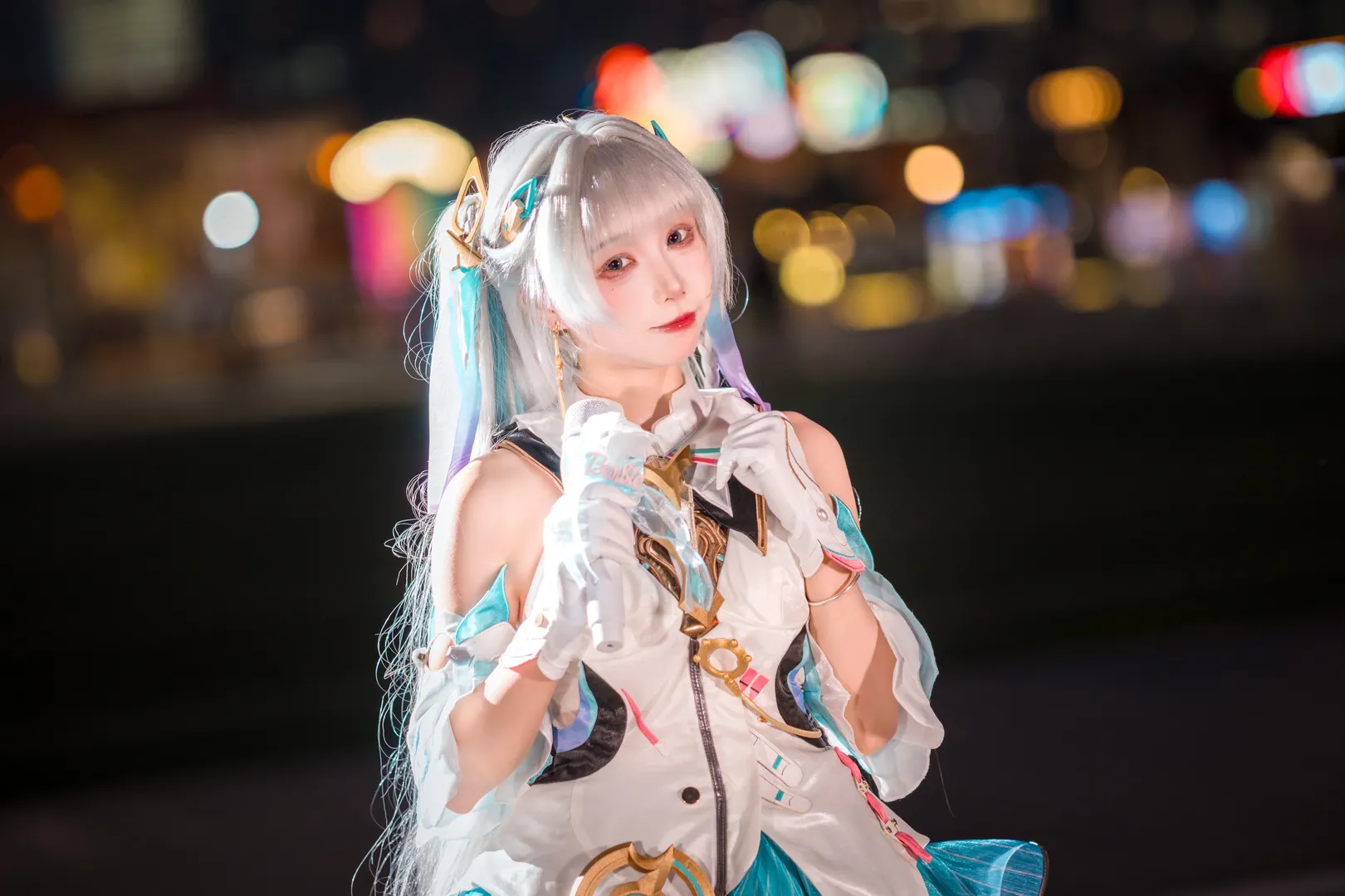 【今汐cos】夜拍藍白打歌服，演唱會氛圍感拉滿 - 第 7 張