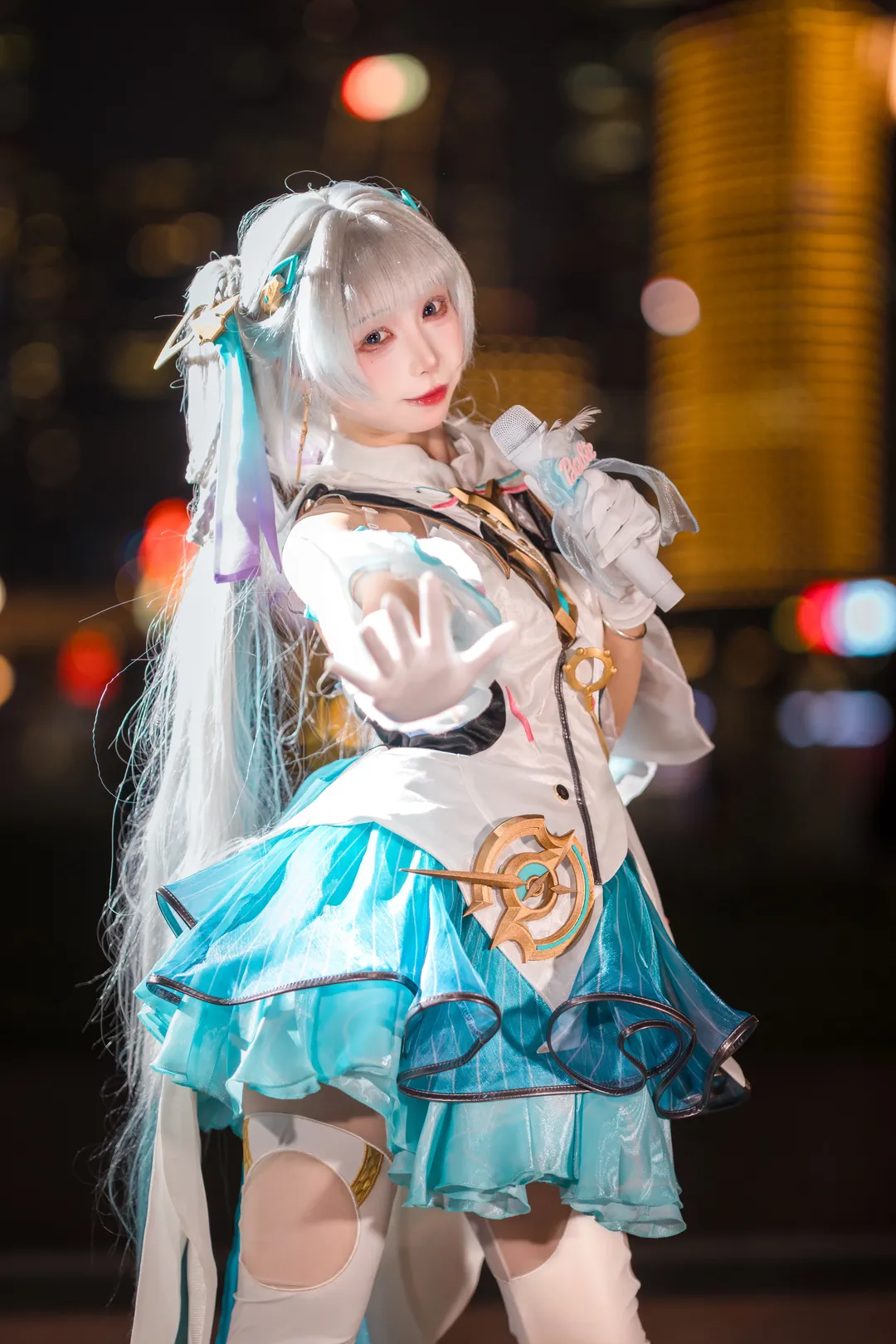 【今汐cos】夜拍藍白打歌服，演唱會氛圍感拉滿 - 第 8 張