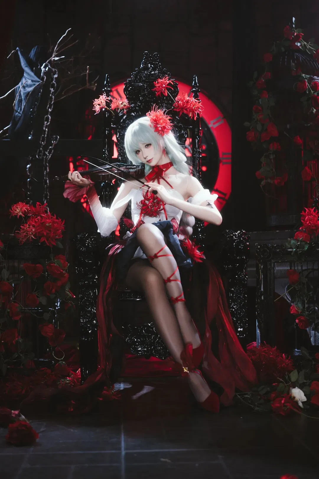 【弗洛洛cos】鸣潮歌剧幽灵，红黑哥特氛围感正片 - 第 1 张