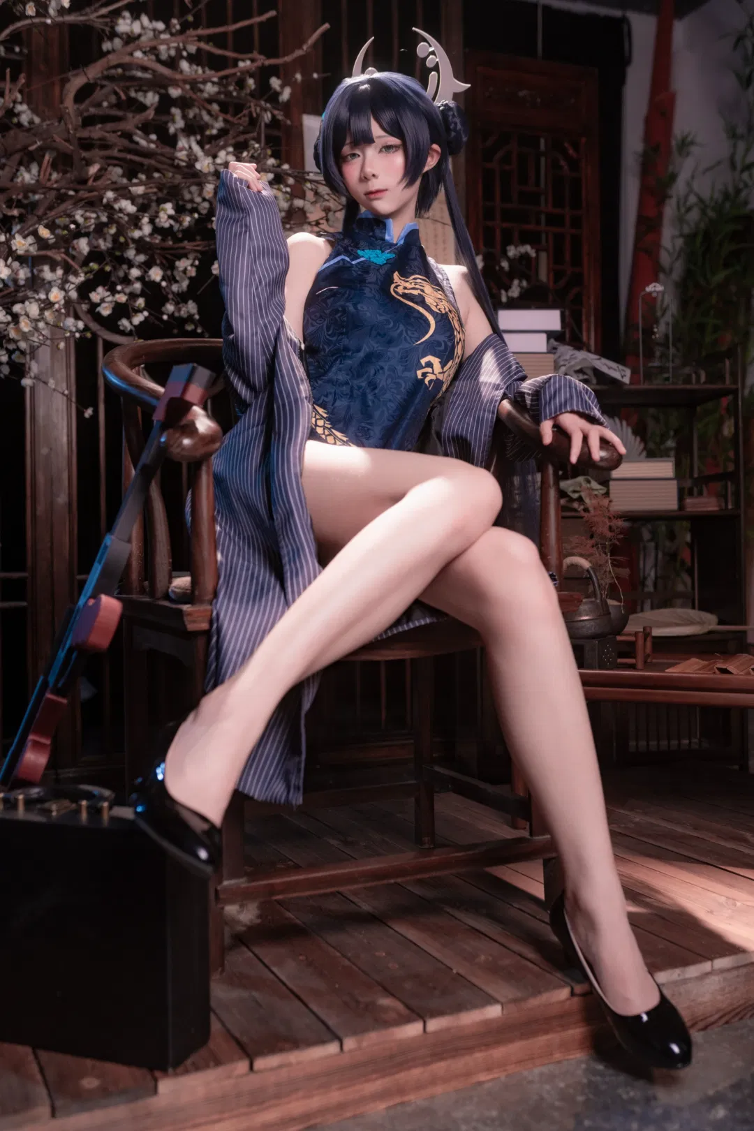 【妃咲cos】蔚蓝档案里的中式旗袍与长枪碰撞 - 第 5 张