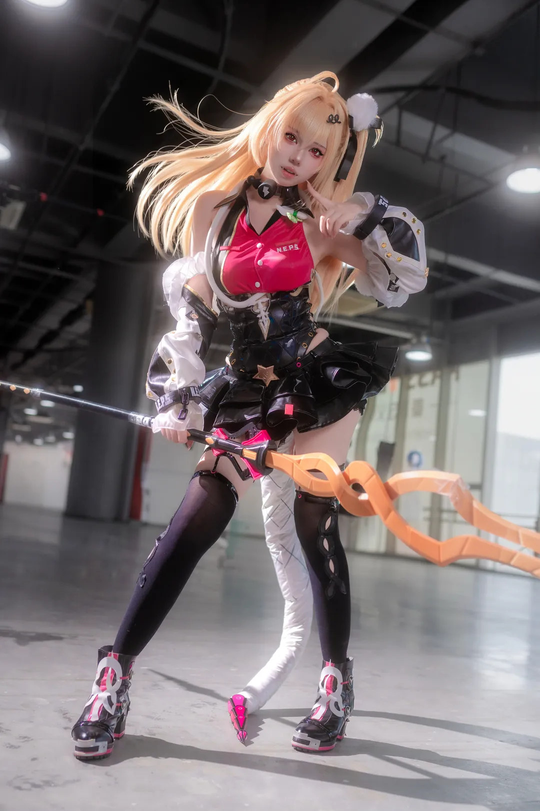 【希希芙cos】绝区零 演绎口若悬蛇的酷飒与俏皮 - 第 1 张