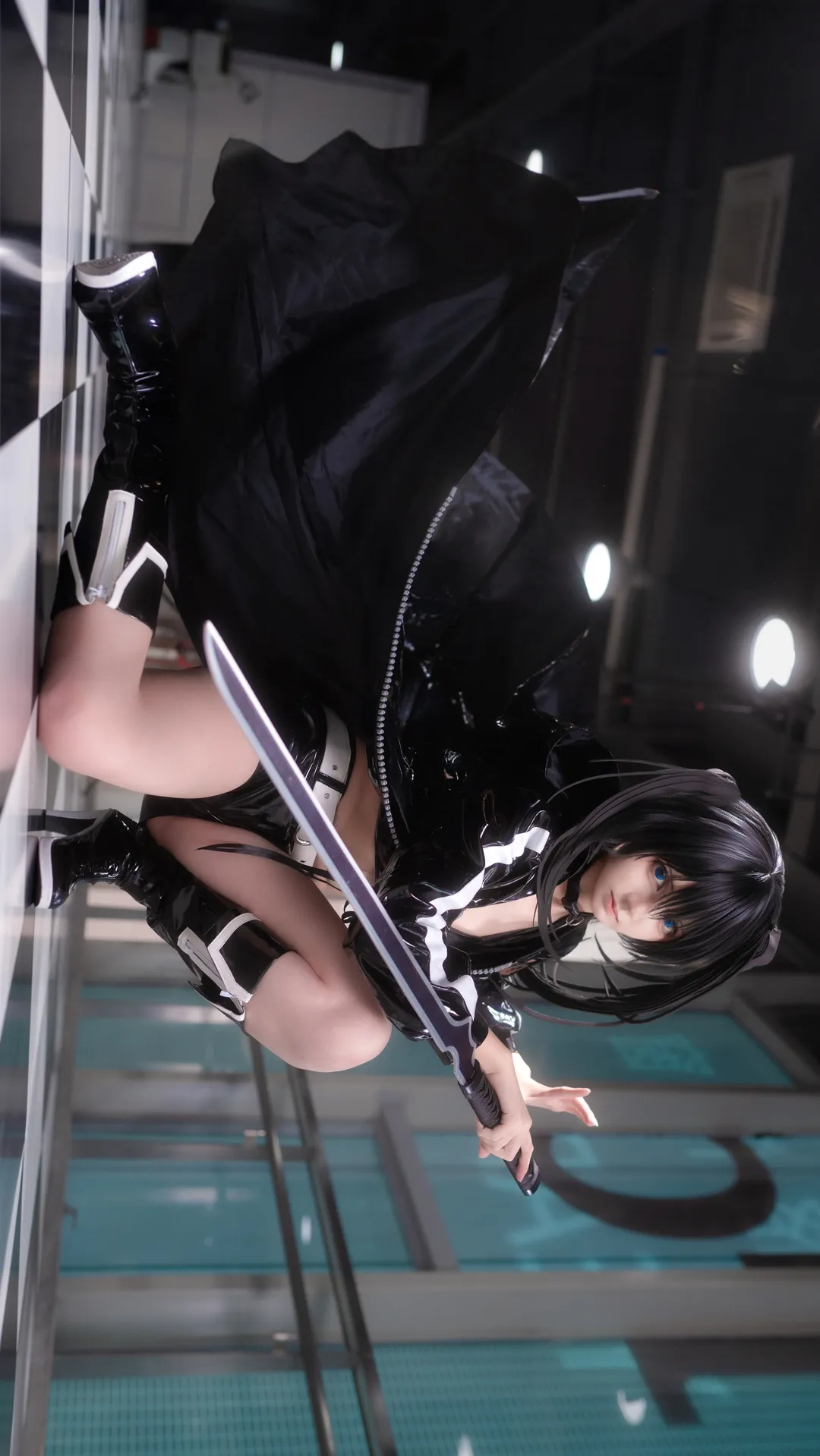 【黑岩射手cos】重工巨剑与漆皮战衣，还原Black Rock Shooter的冷酷 - 第 5 张