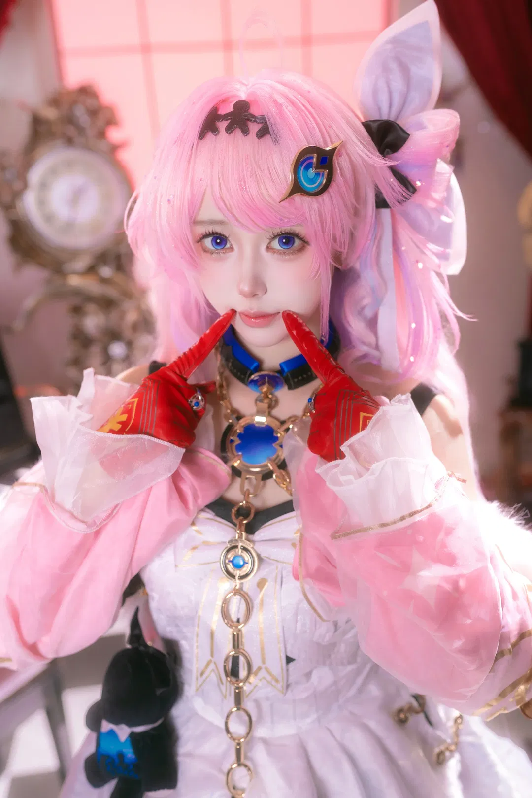【达妮娅cos】鸣潮粉色少女的复古奇幻物语 - 第 1 张