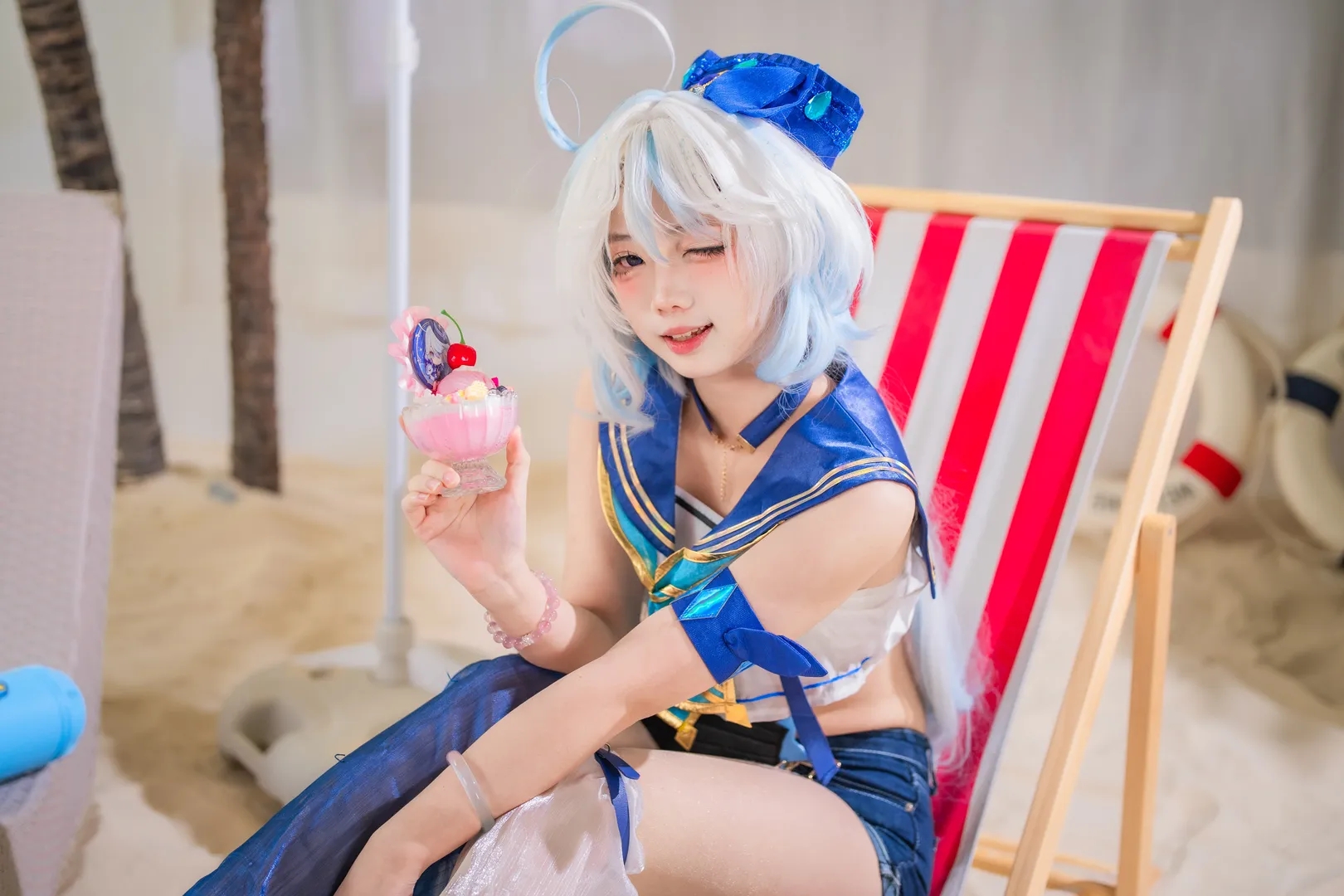 【芙宁娜cos】原神夏日泳装，海滨的清凉时刻 - 第 5 张