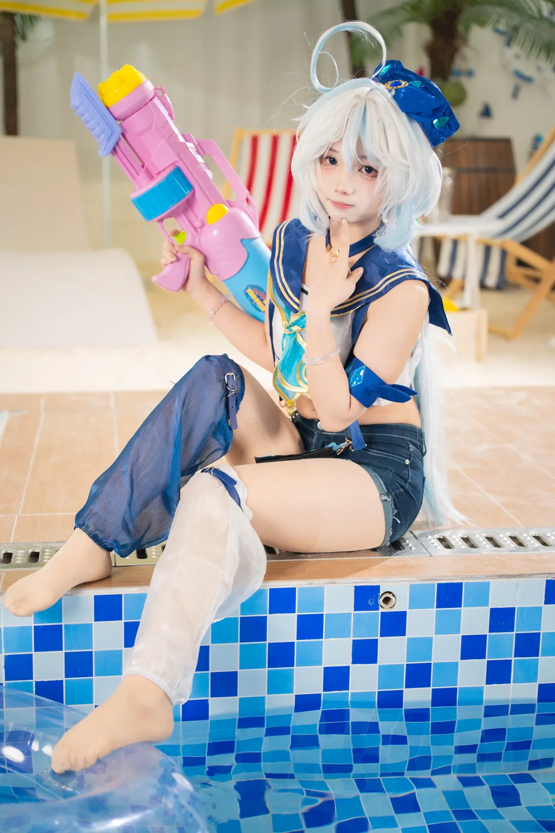 【芙寧娜cos】原神夏日泳裝，泳池邊的水槍整活記錄 - 第 1 張