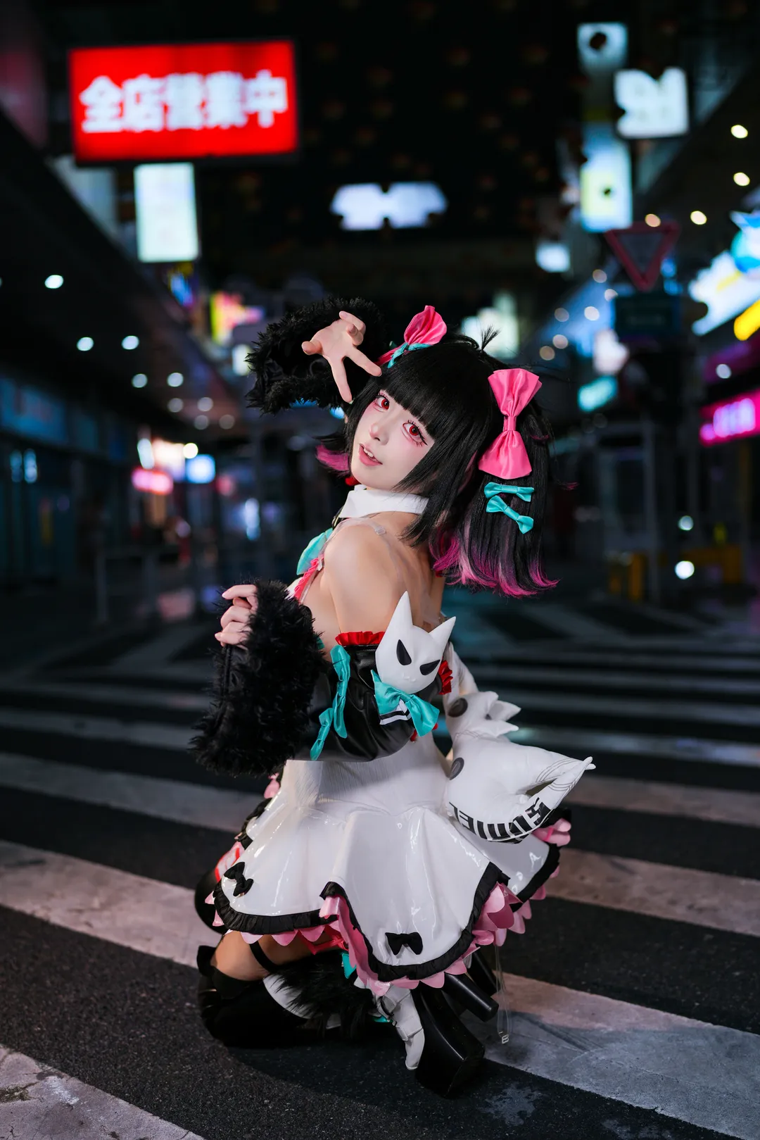 【南宫羽cos】绝区零“妄想天使”的深夜街拍 - 第 3 张