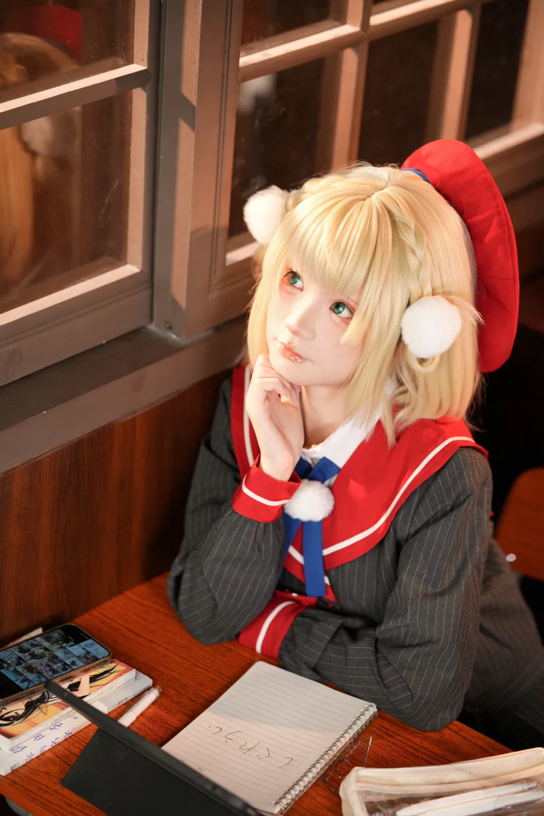 时雨羽衣cos 条纹水手服与红袜长筒袜的教室日常 - 第 1 张