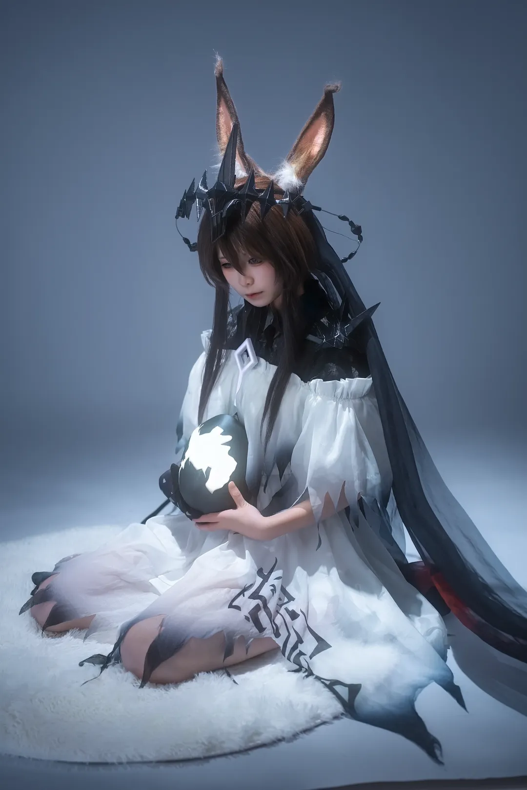 【阿米婭cos】明日方舟薩卡茲魔王兔造型正片 - 第 2 張