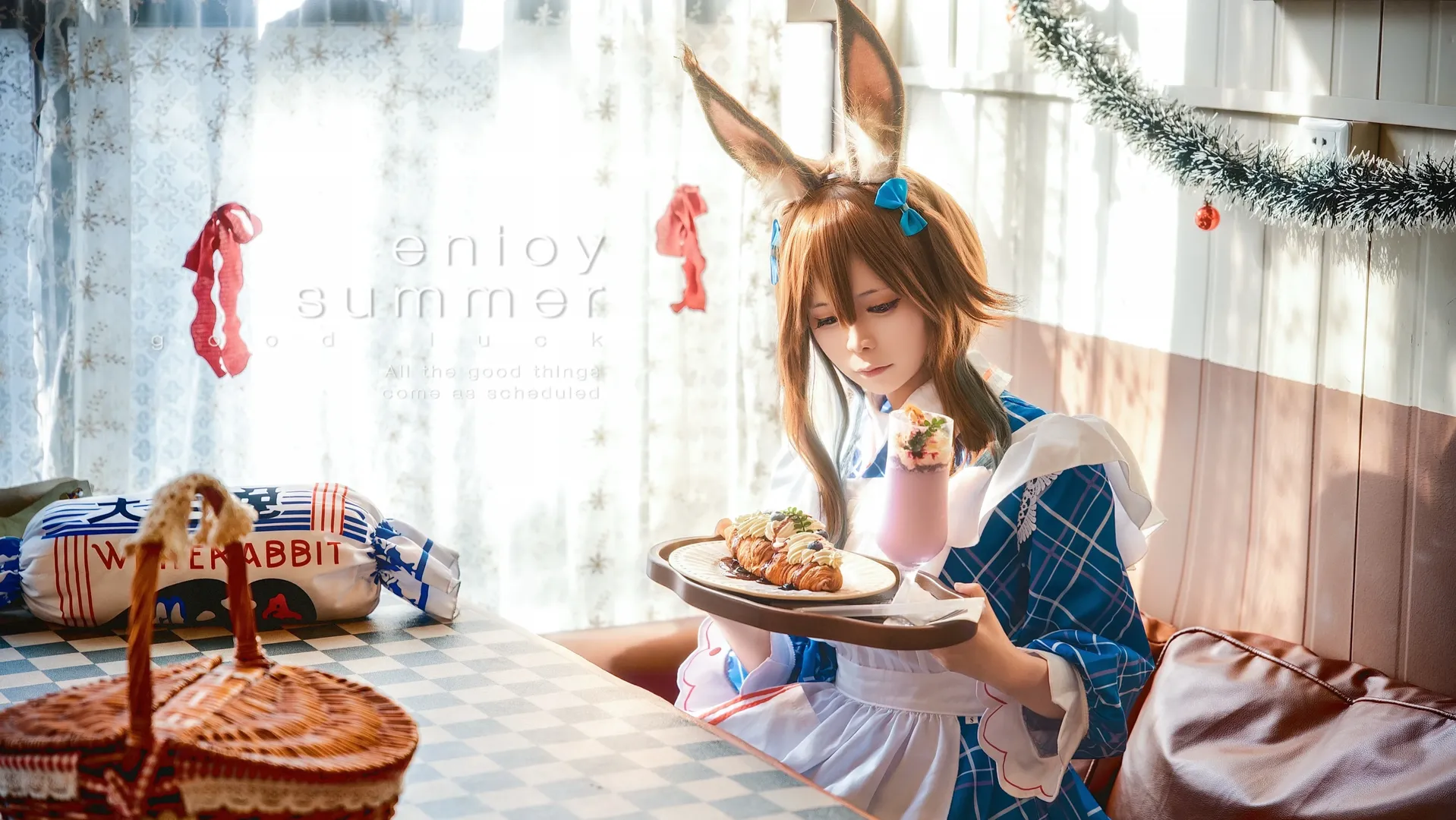 【阿米婭cos】明日方舟阿米婭大白兔聯動拍攝