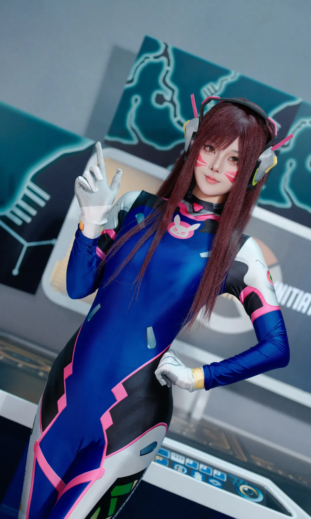 【D.Va cos】守望先锋机甲少女科幻战斗服出击 - 第 1 张