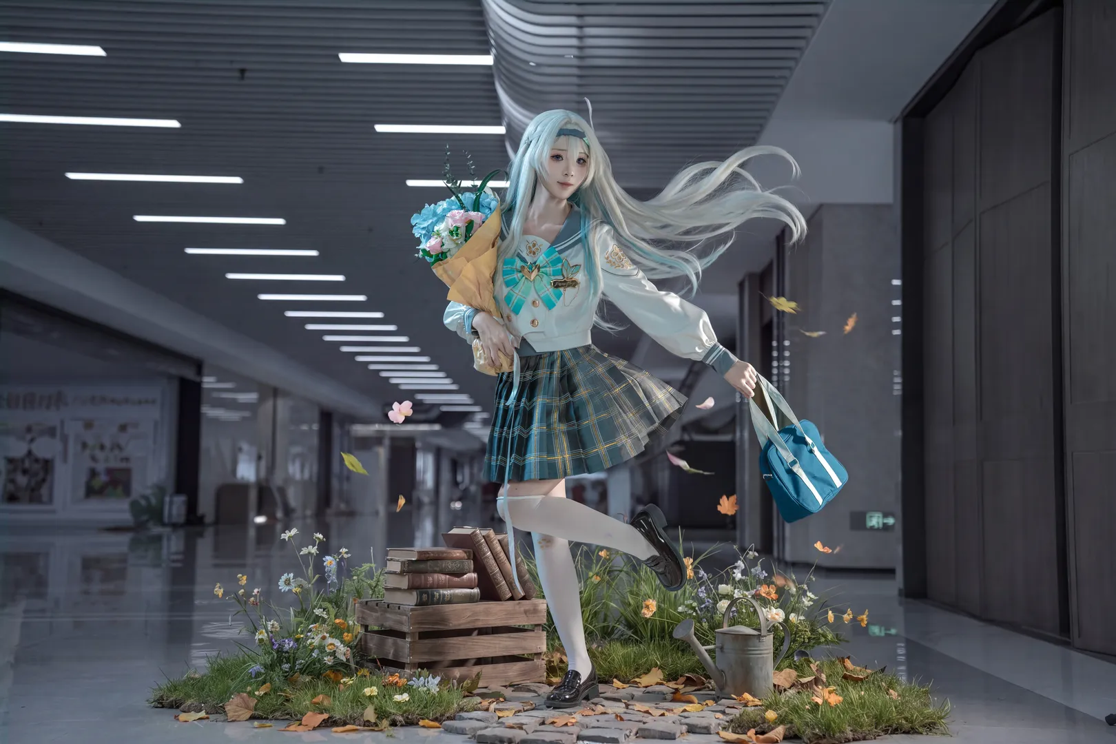 【流萤cos】换上制服来一场商场里的轻盈跳跃 - 第 1 张