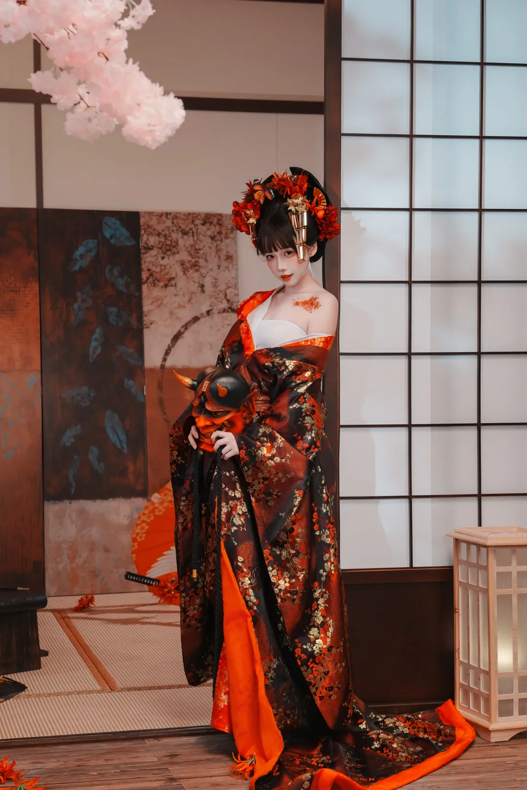 暗黑和风花魁写真 红黑金质感与鬼面武士刀的碰撞 - 第 17 张