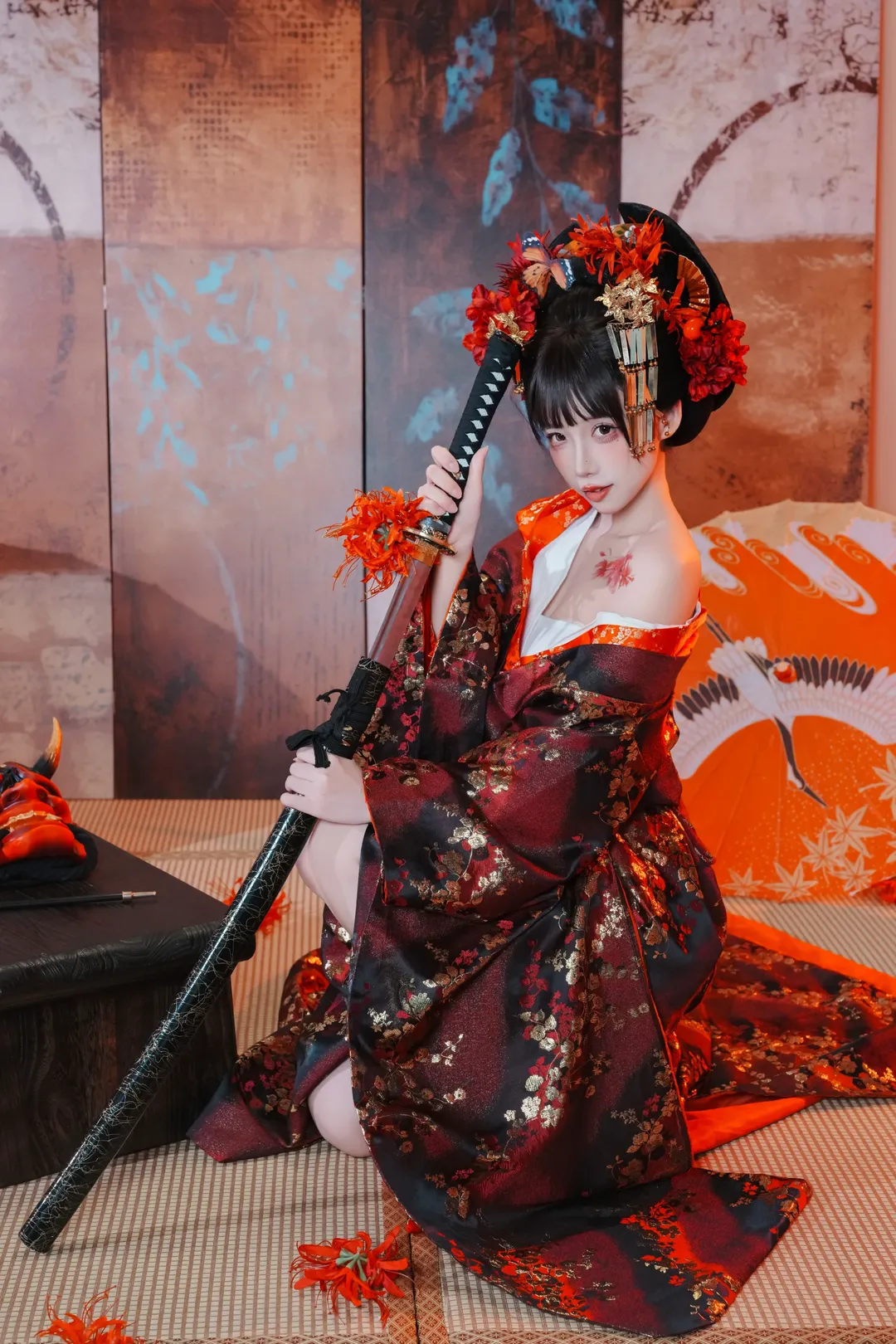 暗黑和风花魁写真 红黑金质感与鬼面武士刀的碰撞 - 第 8 张