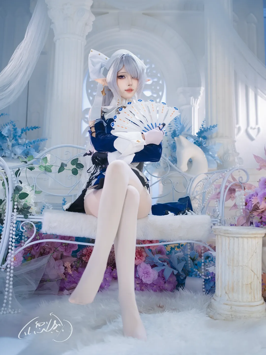 【維琳娜cos】絕區零的奇幻精靈，深藍套裝與白絲質感絕了 - 第 2 張