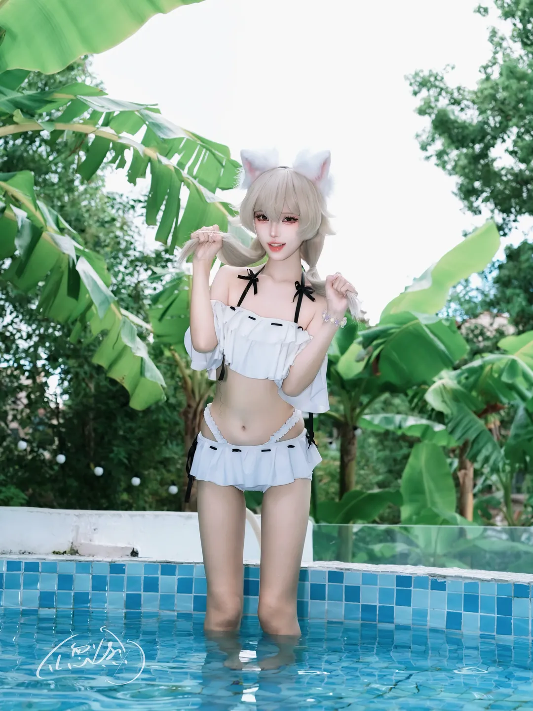 【日富美cos】蔚蓝档案小天使的夏日泳池清凉记录 - 第 1 张