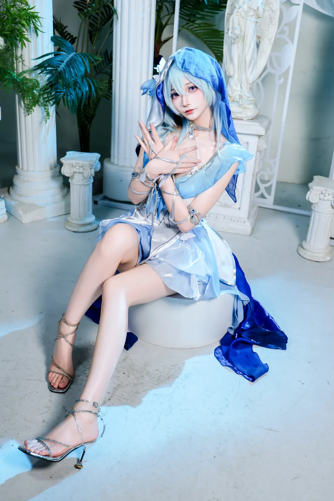 【守岸人cos】鸣潮蓝白幻境，细节拉满的二次元摄影 - 第 3 张