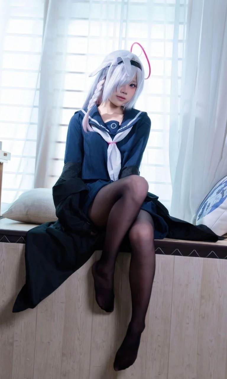 【少女cos】蔚蓝档案之窗边静待 - 第 2 张