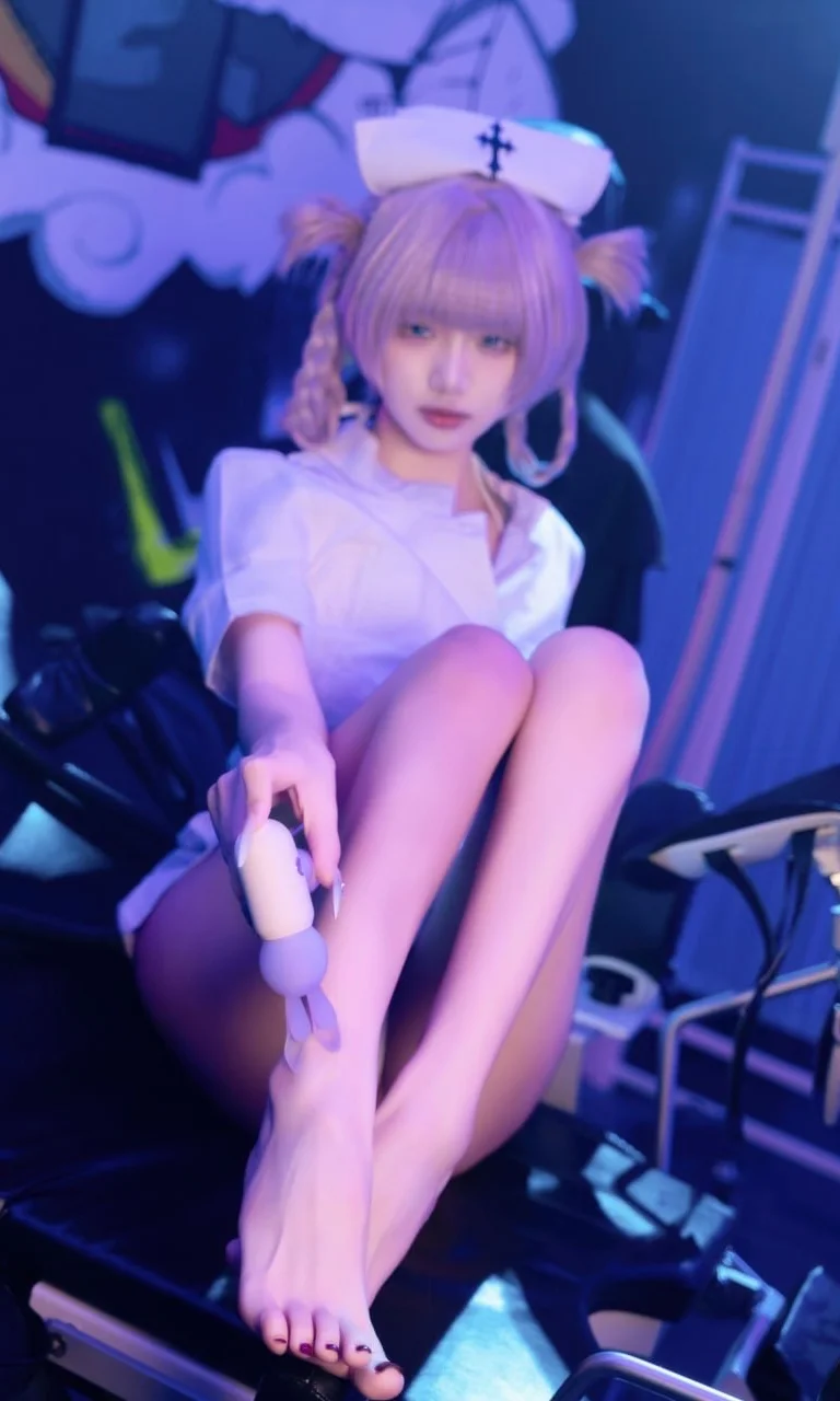【七草荠cos】彻夜之歌夜间护士形态 - 第 6 张