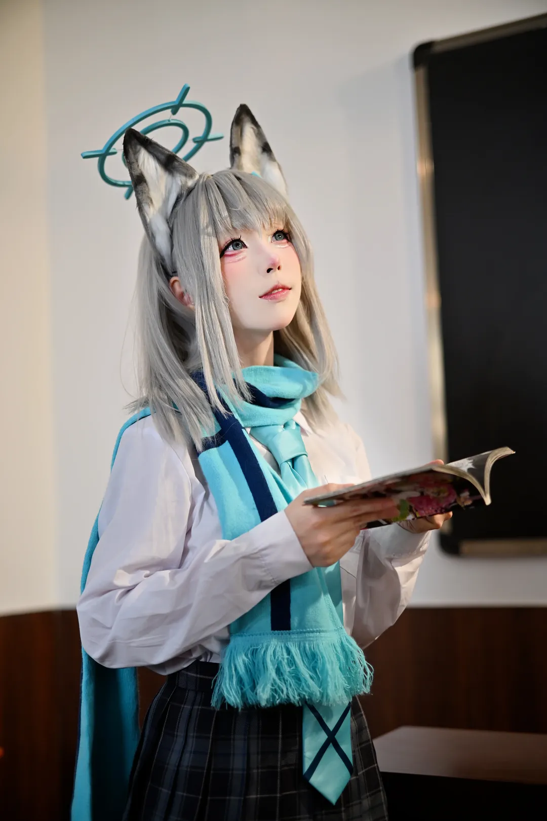 【砂狼白子cos】蔚蓝档案教室拍摄正片 - 第 2 张