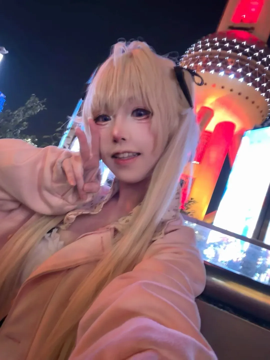 春日野穹cos 缘之空睡衣穹妹打卡上海夜景 - 第 3 张
