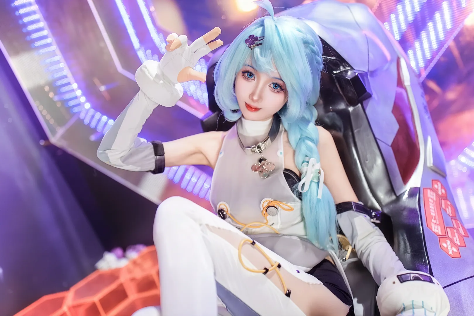 【席德cos】绝区零的机械座舱与蓝发少女 - 第 2 张