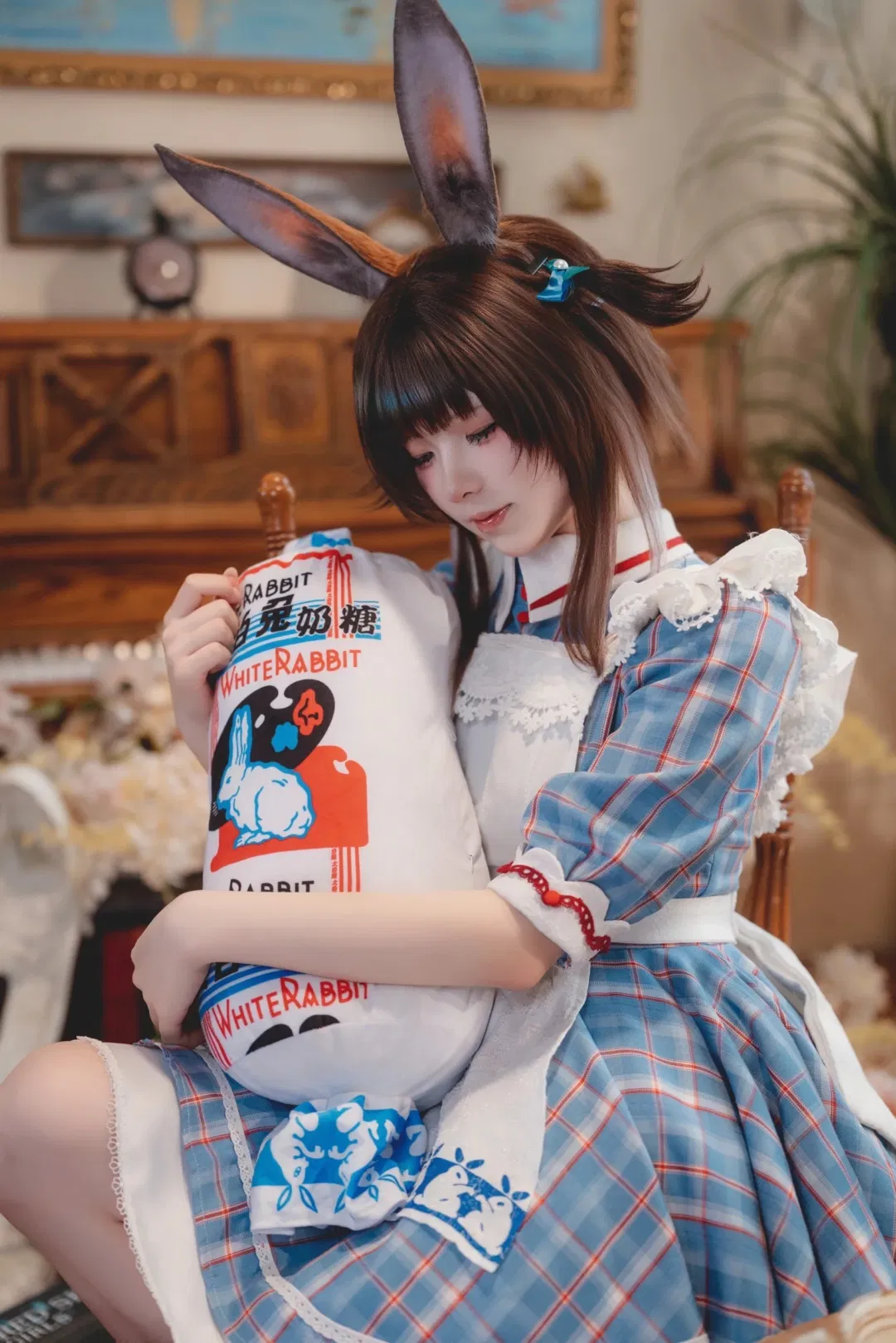 【阿米婭cos】明日方舟阿米婭揣著大白兔奶糖來啦 - 第 3 張