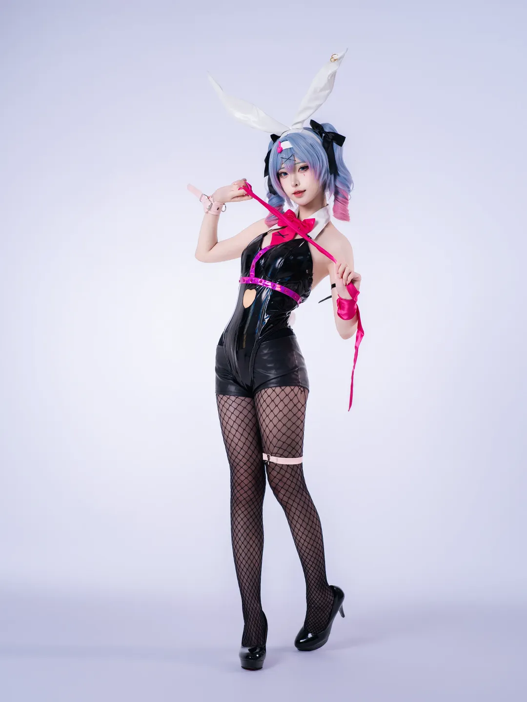 【初音未来cos】兔子洞主题演绎黑色胶衣兔女郎 - 第 6 张