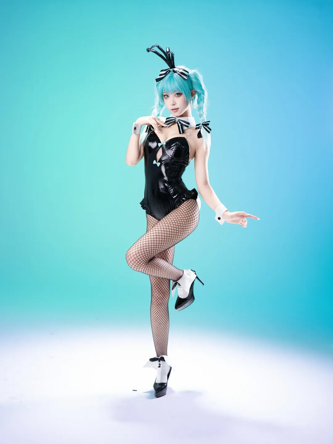 【初音未来cos】兔女郎造型Part.2的棚拍记录 - 第 5 张