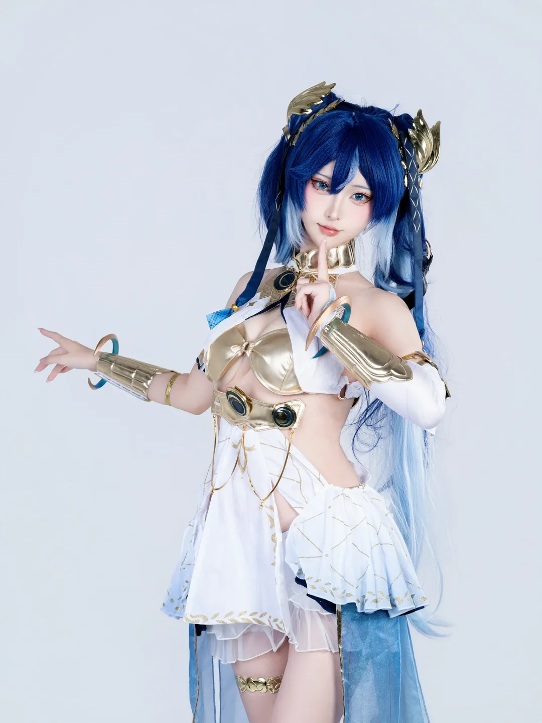 【尤诺cos】鸣潮月相轮转动作参考 - 第 8 张