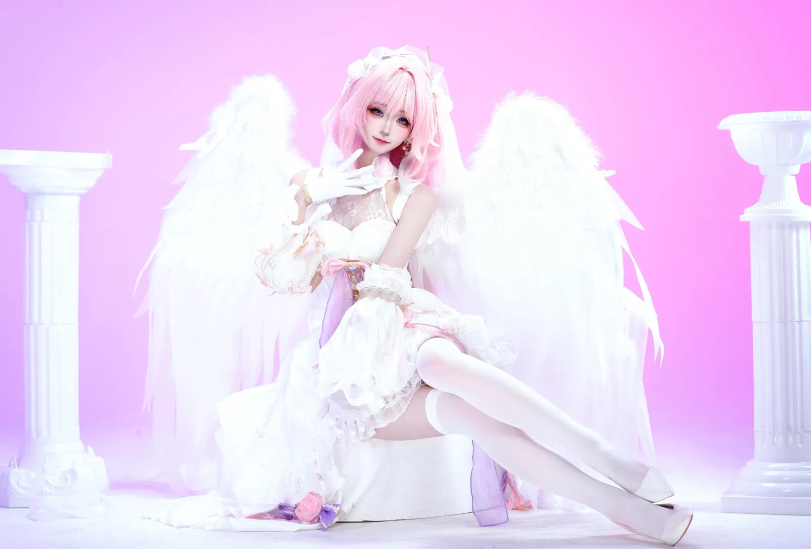 【爱莉希雅cos】崩坏三人之律者，纯白羽翼下的粉色妖精 - 第 2 张