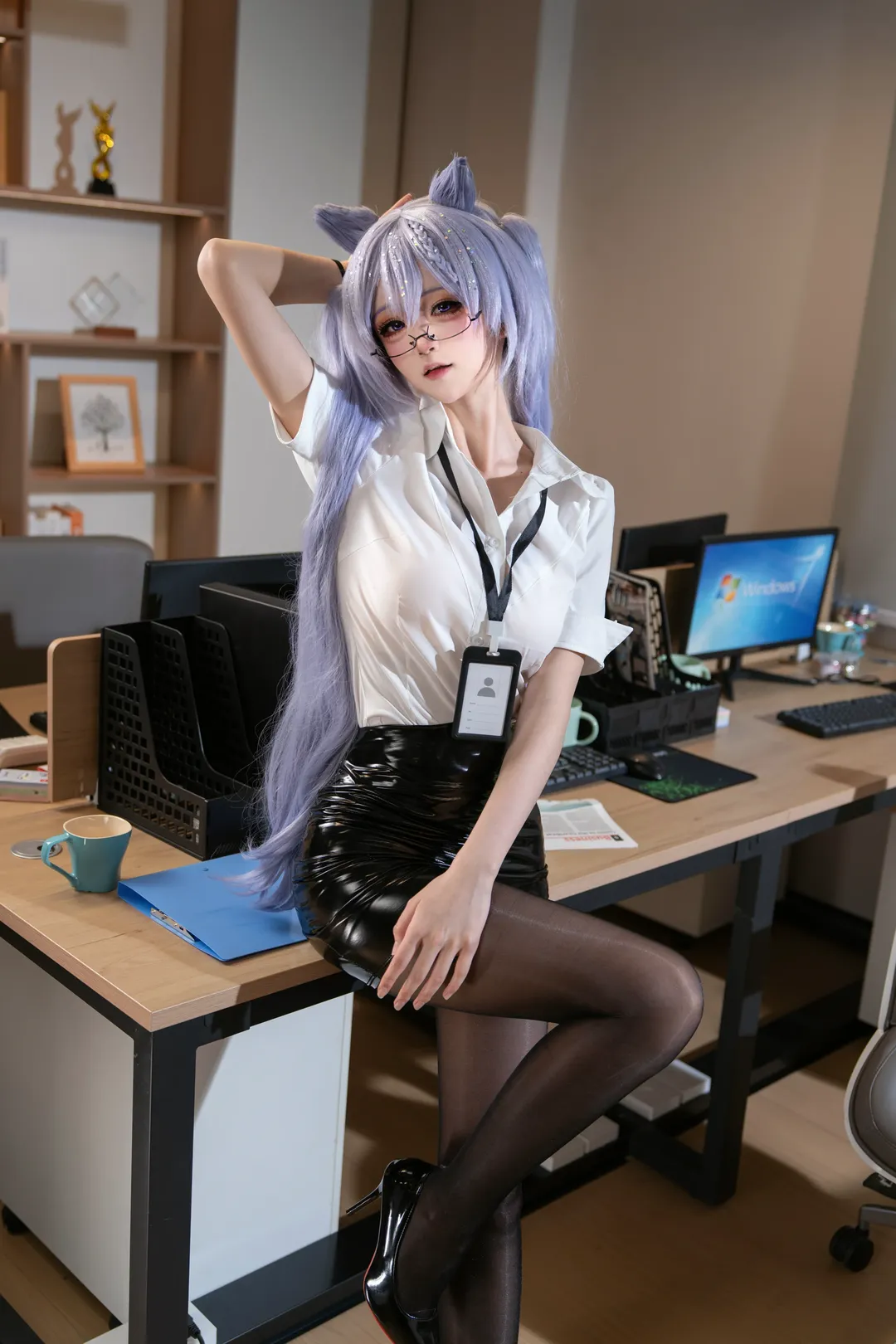 【刻晴cos】和刻晴一起工作的话，加班我也愿意 - 第 3 张