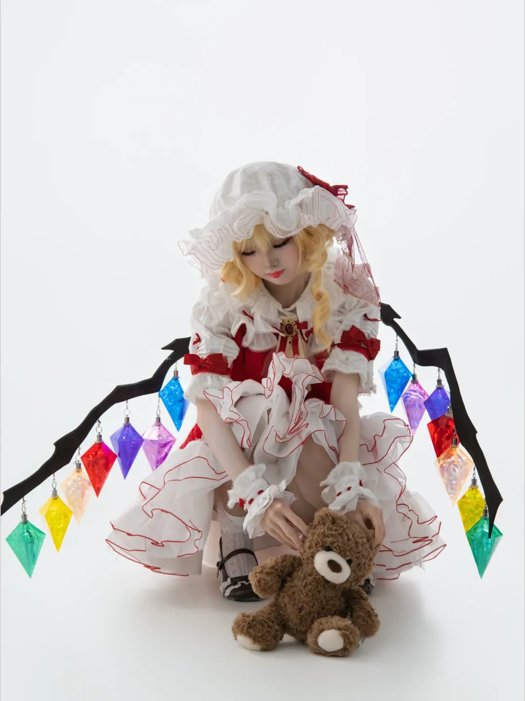 【芙兰朵露cos】红魔馆的二小姐，带着彩色水晶与泰迪熊出没 - 第 2 张