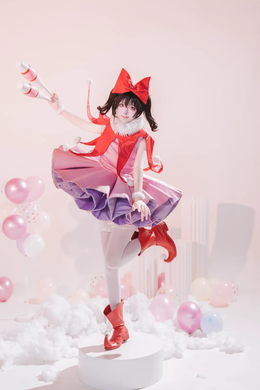 【矢泽妮可cos】粉色梦幻泡泡里的红蝴蝶结小偶像 - 第 1 张