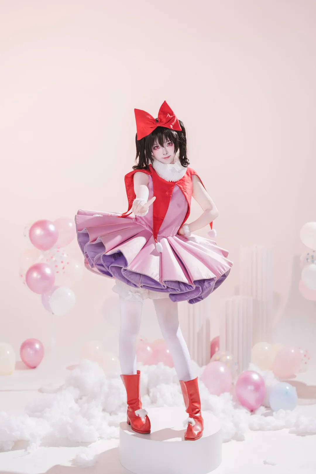 【矢泽妮可cos】粉色梦幻泡泡里的红蝴蝶结小偶像 - 第 6 张