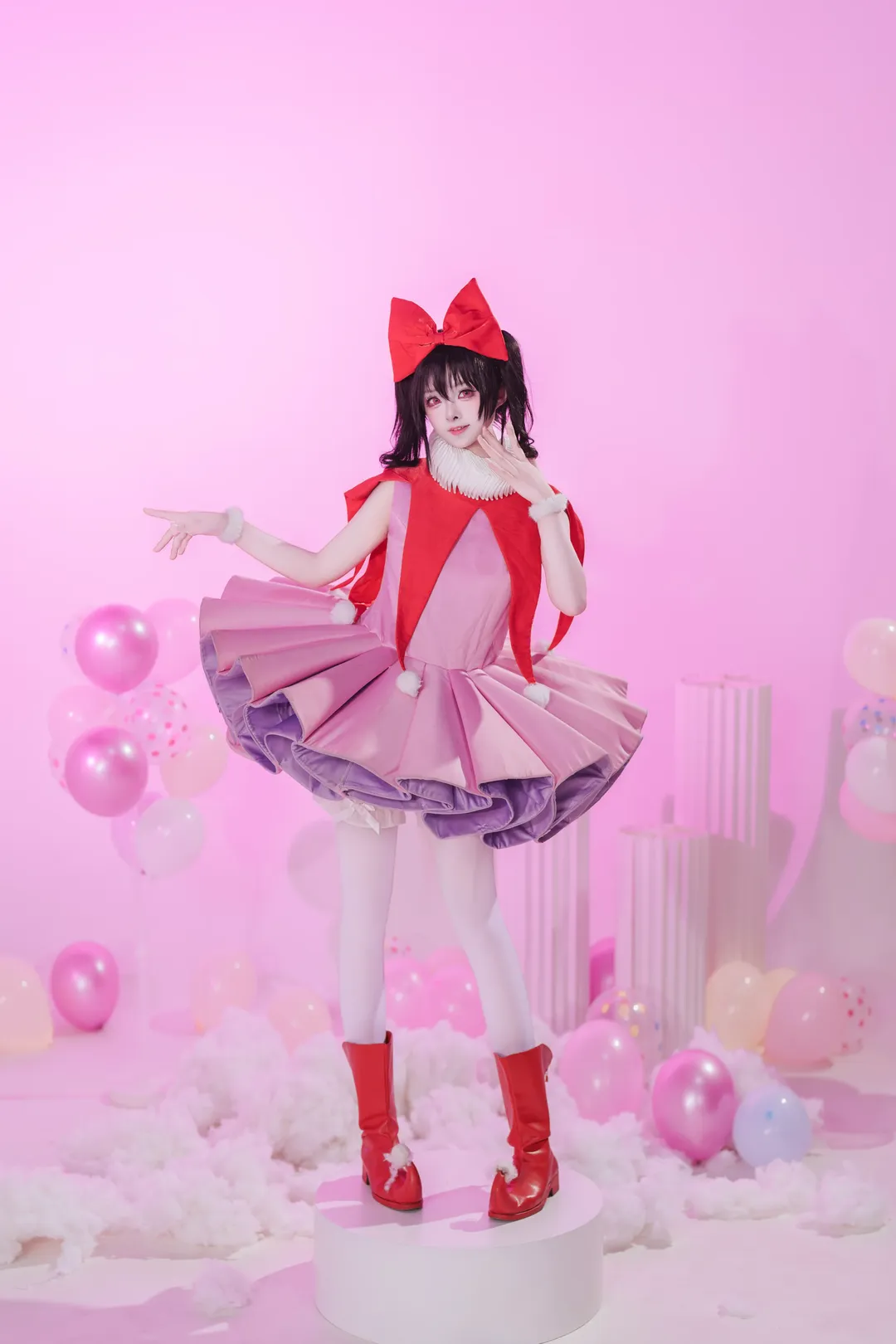 【矢泽妮可cos】粉色梦幻泡泡里的红蝴蝶结小偶像 - 第 7 张