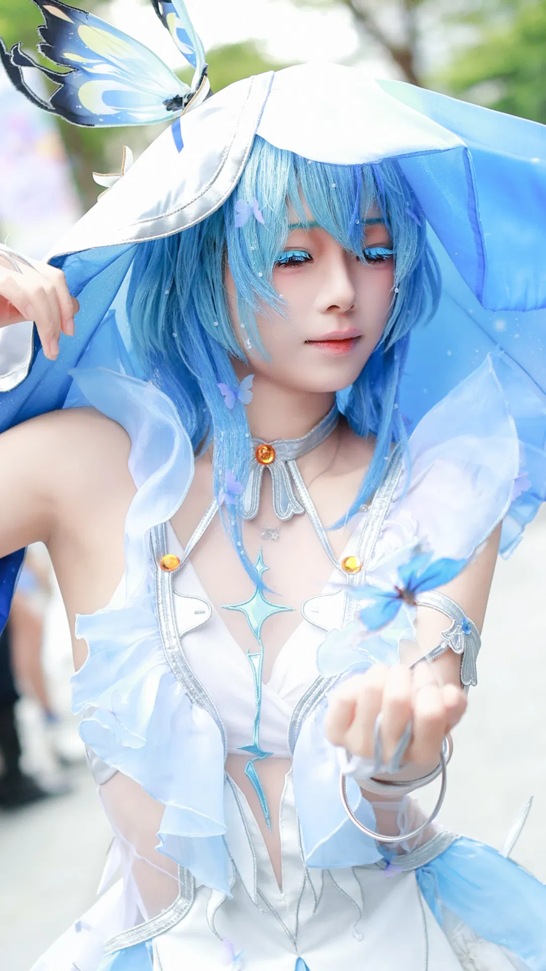 【守岸人cos】鸣潮蓝色守望者的萤火虫漫展返图 - 第 2 张