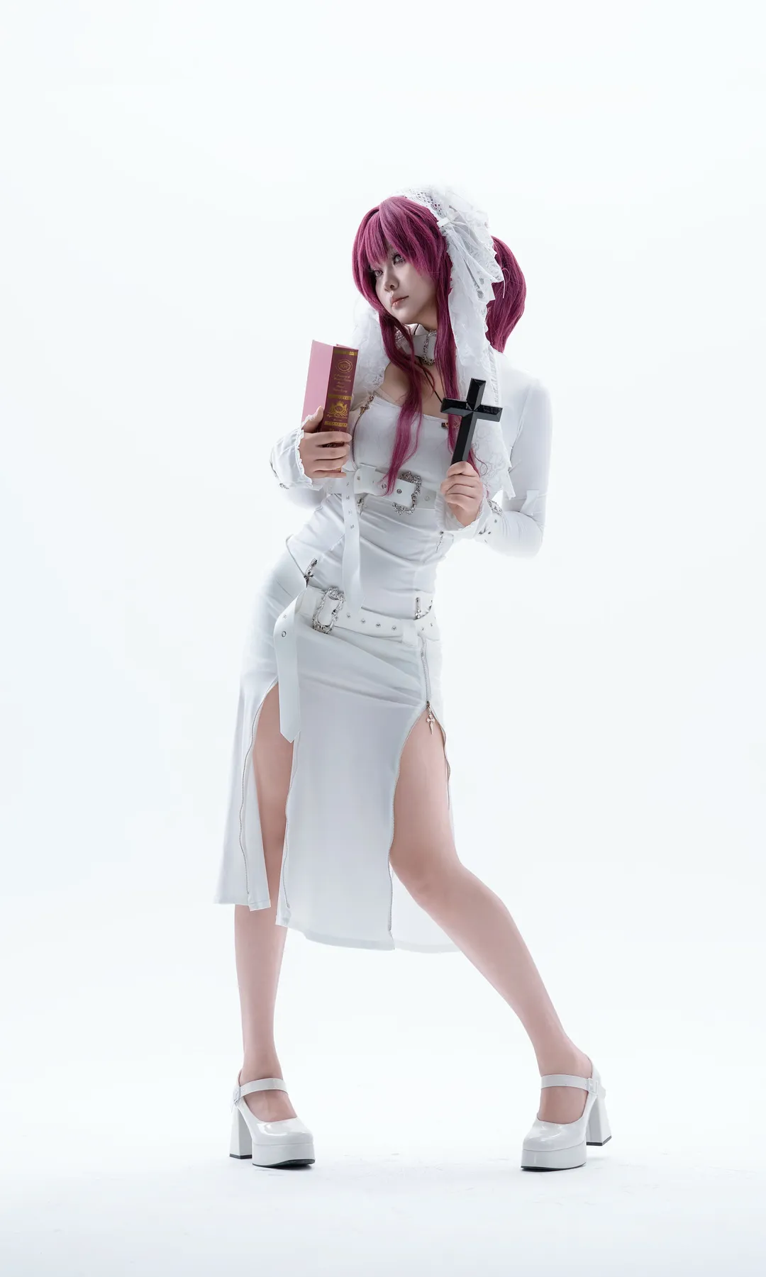 【卡芙卡cos】當星核獵手換上修女拘束裙 - 第 4 張