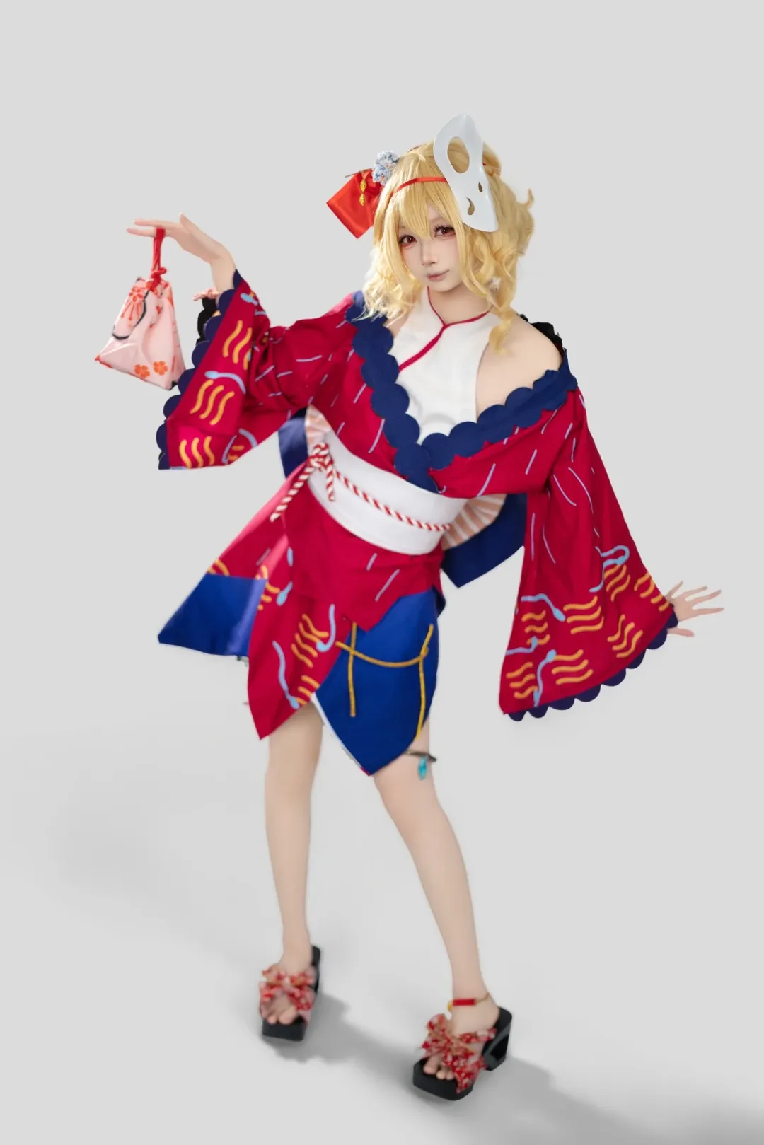 【芙兰朵露cos】东方project红蓝和服的拍摄动作解析 - 第 6 张