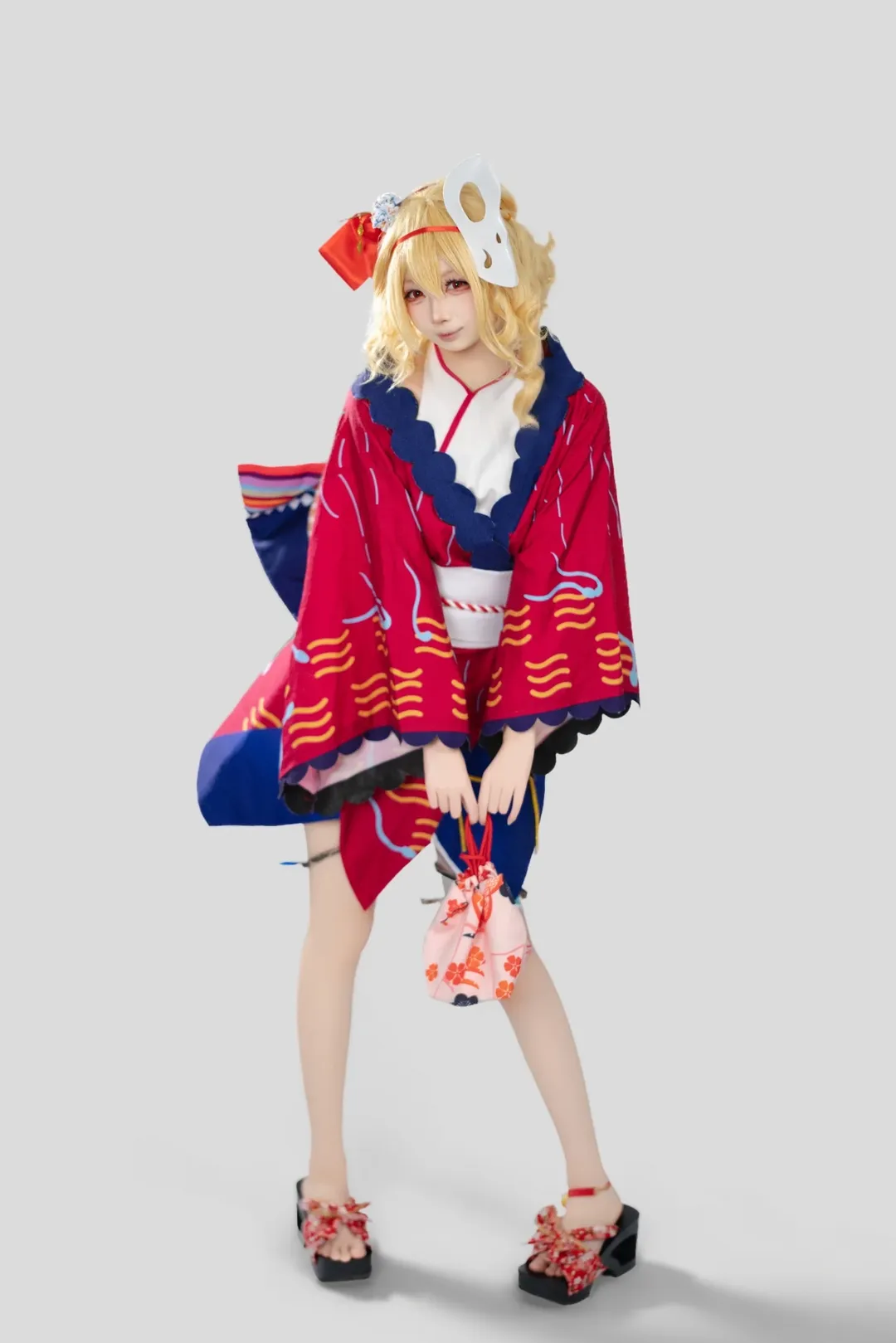 【芙兰朵露cos】东方project红蓝和服的拍摄动作解析 - 第 9 张