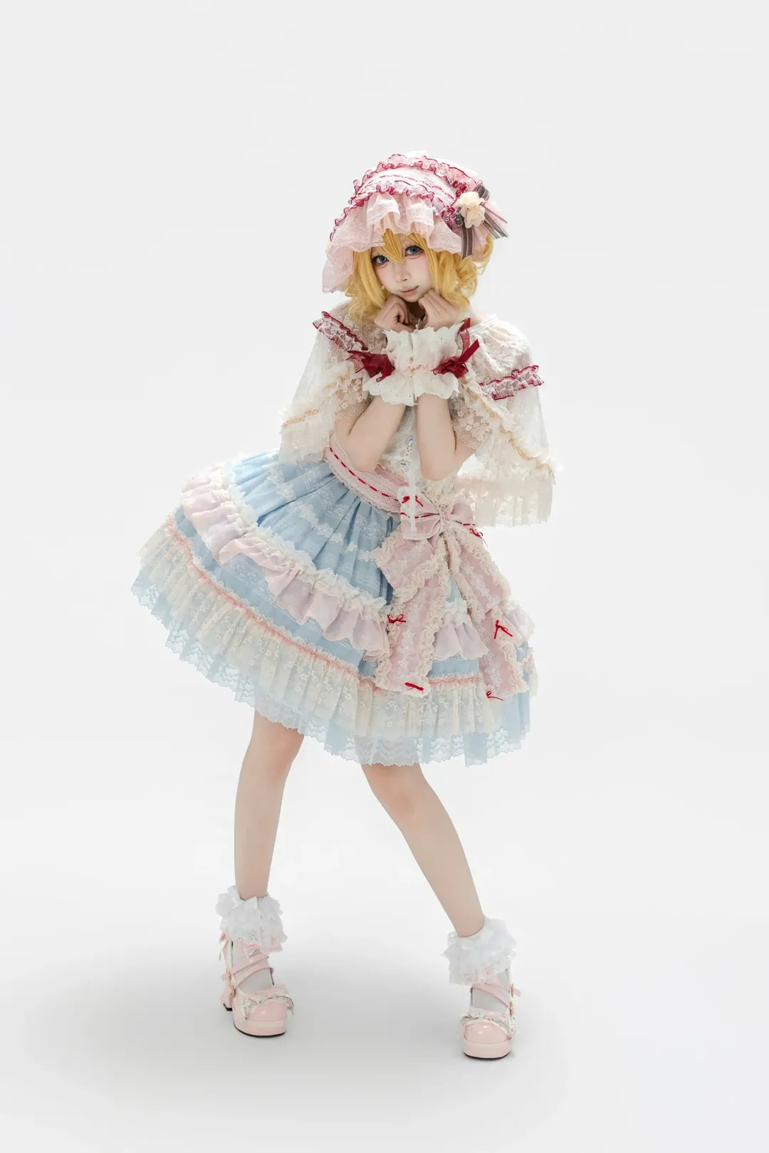 【爱丽丝·玛格特罗依德cos】东方Project doll系Lolita洋装动作参考 - 第 10 张