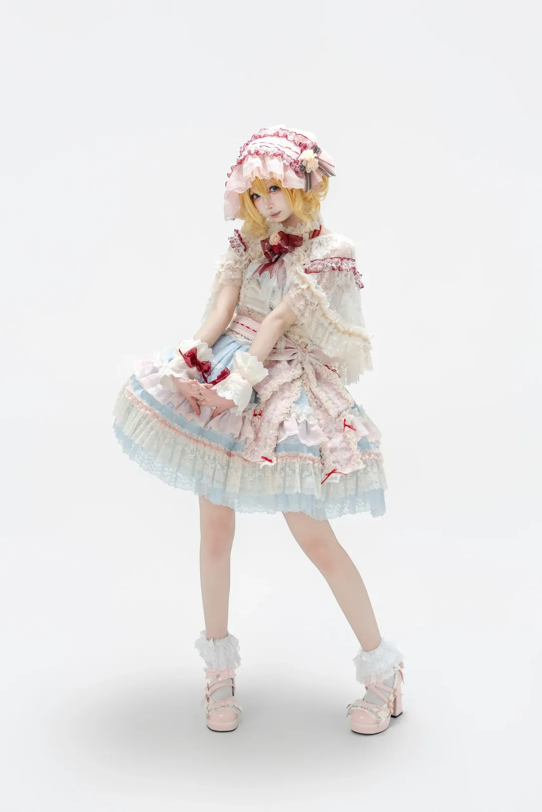 【爱丽丝·玛格特罗依德cos】东方Project doll系Lolita洋装动作参考 - 第 12 张