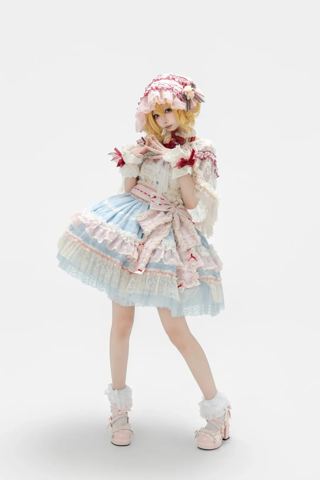 【爱丽丝·玛格特罗依德cos】东方Project doll系Lolita洋装动作参考 - 第 5 张