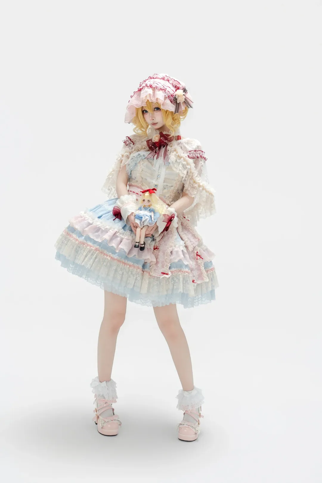 【爱丽丝·玛格特罗依德cos】东方Project doll系Lolita洋装动作参考 - 第 9 张