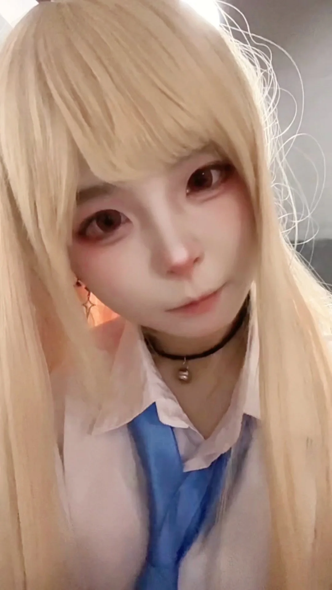 喜多川cos 校園制服與金髮紅瞳的造型記錄