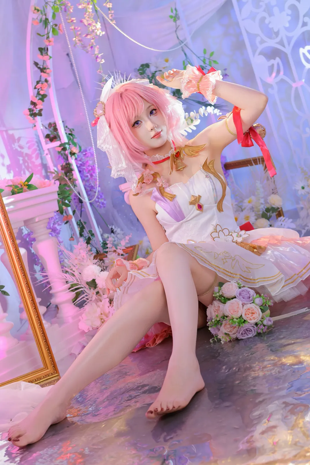 【愛莉希雅cos】花之巡禮，在粉色夢幻中定格 - 第 1 張