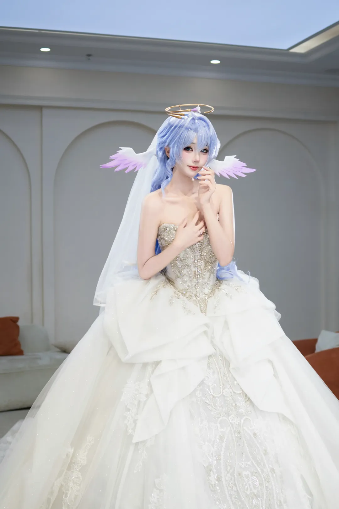 【知更鸟cos】挑战周日哥的天使婚纱造型 - 第 4 张